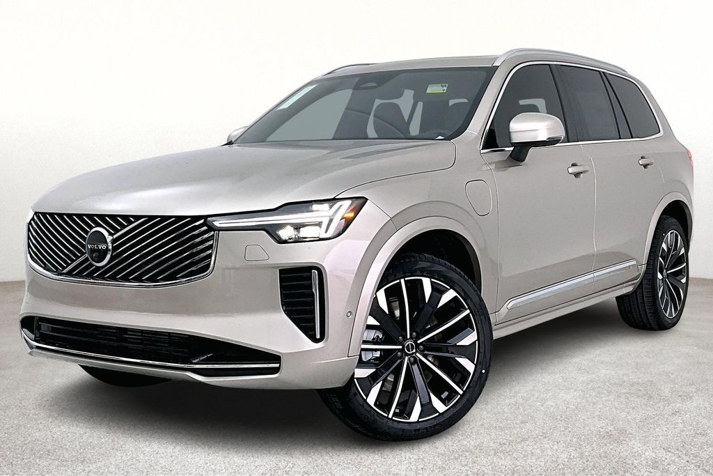 Used 2026 Volvo XC90 plug-in hybrid T8 Plus 7-Seater SUV