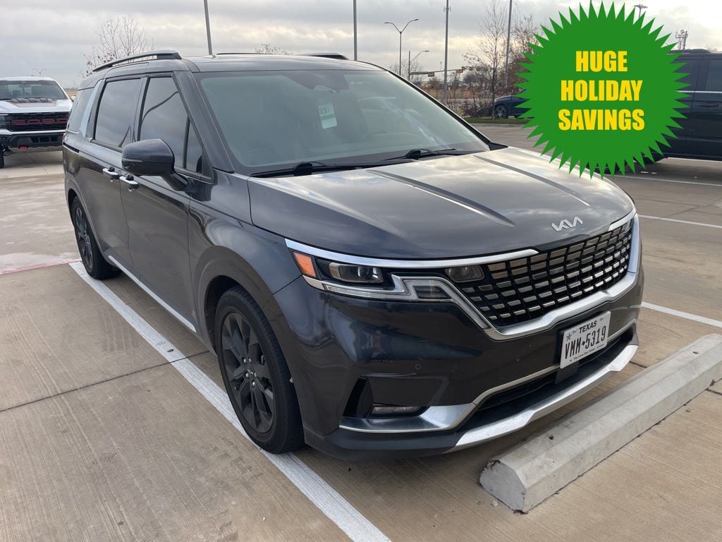 2022 Kia Carnival SX Prestige's photo