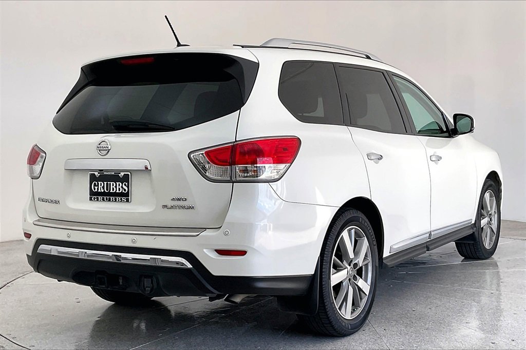 Used 2016 Nissan Pathfinder Platinum with VIN 5N1AR2MM7GC661225 for sale in Grapevine, TX