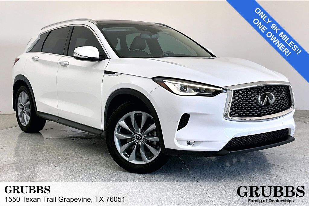 2022 INFINITI QX50 Luxe's photo