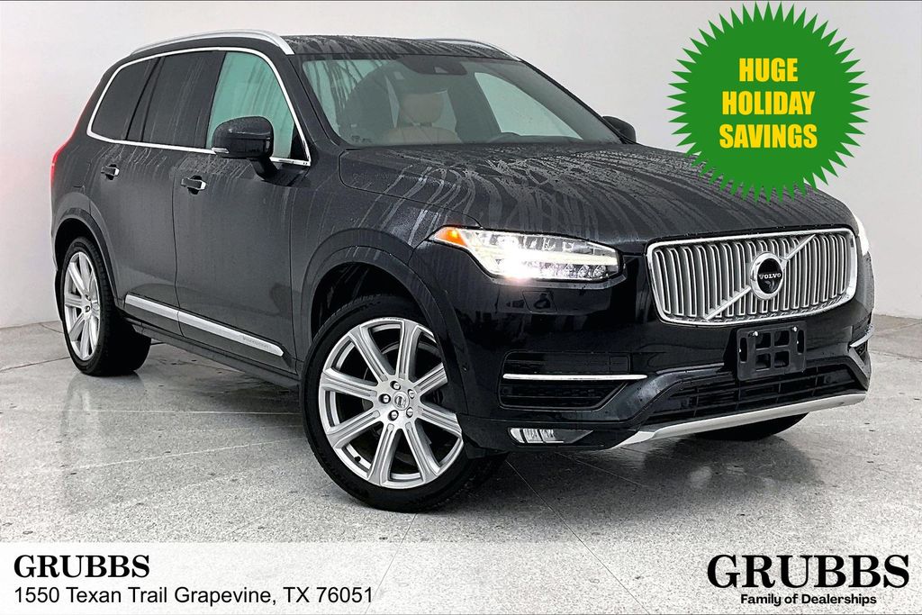 2017 Volvo XC90 Inscription's photo