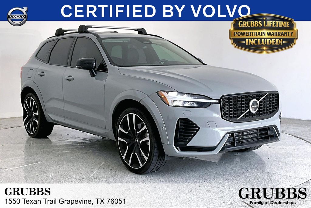 2025 Volvo XC60 T8 Ultra Dark AWD's photo