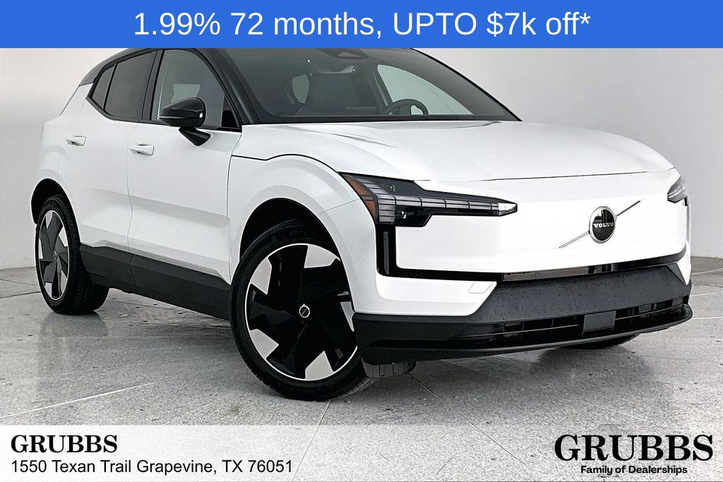 2026 Volvo EX30 Plus's photo