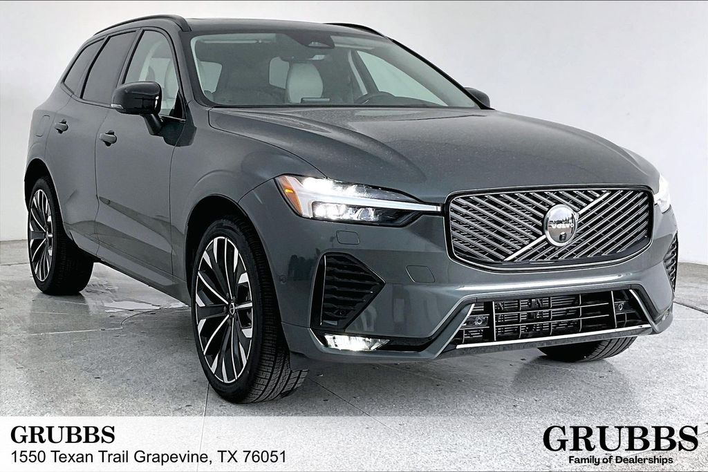 New 2026 Volvo XC60 B5 Ultra