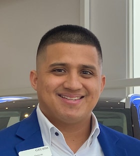 Staff member Elvin Prudencio from 1755456ac8a5