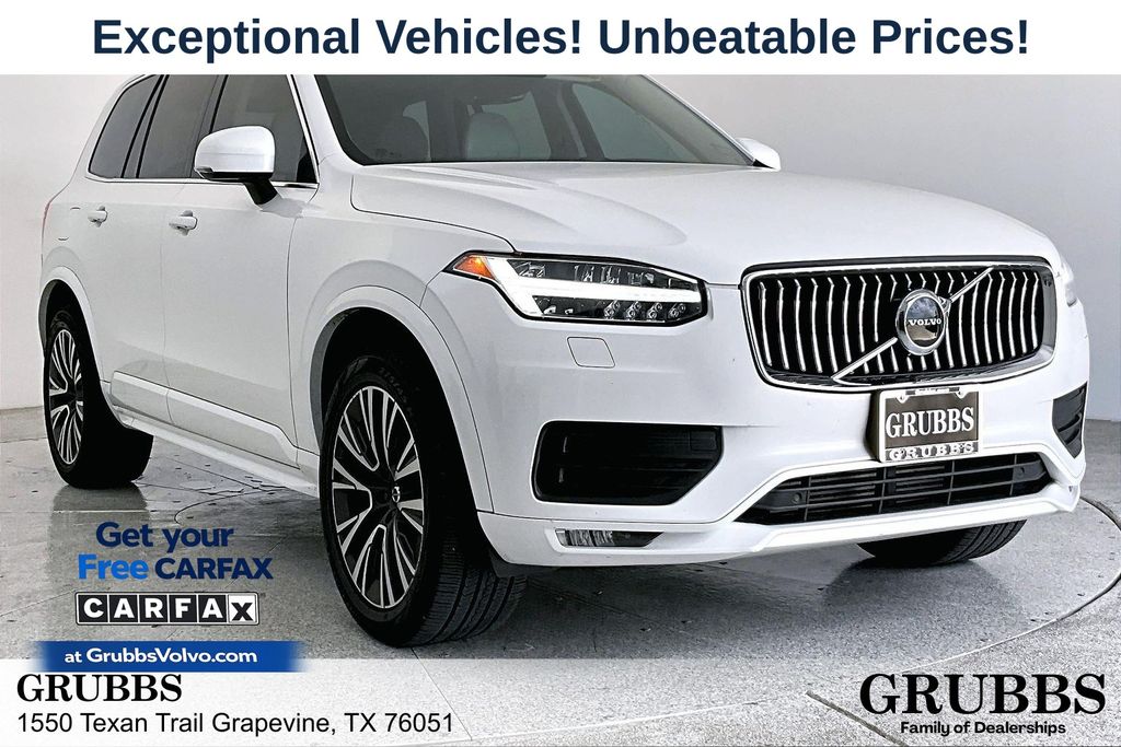 2021 Volvo XC90 T6 Momentum AWD's photo