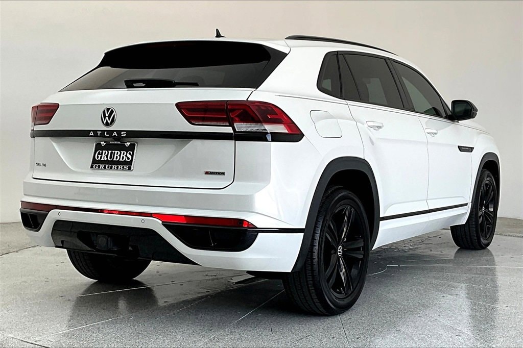 Used 2022 Volkswagen Atlas Cross Sport SEL R-Line Black with VIN 1V2AE2CA7NC224327 for sale in Grapevine, TX