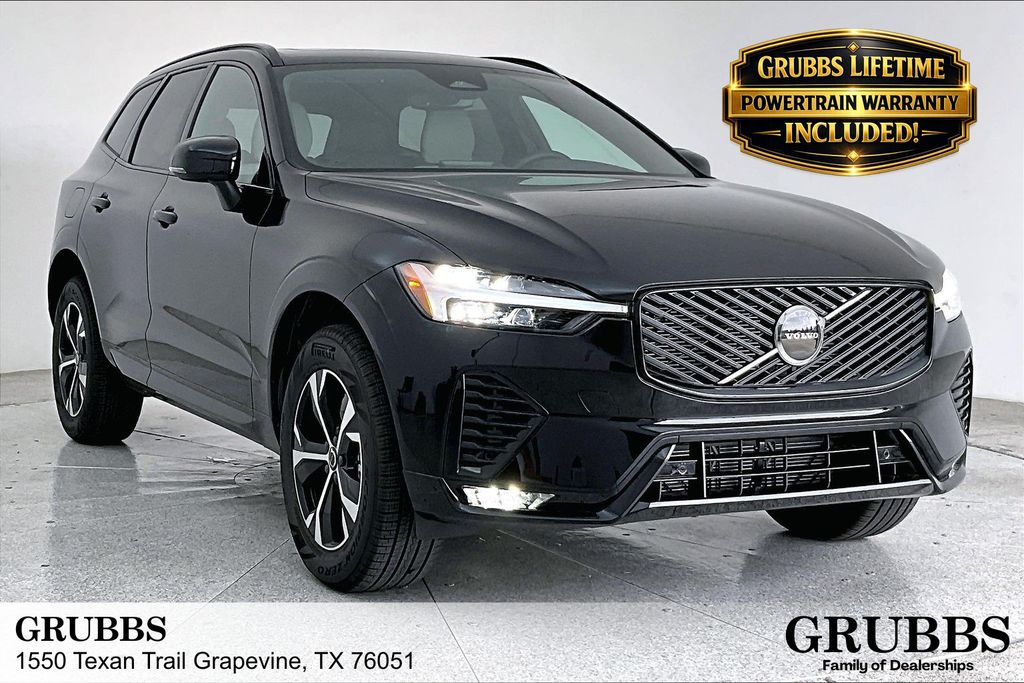 2026 Volvo XC60 B5 Core Dark AWD's photo