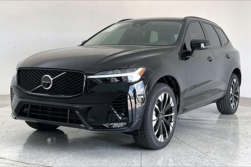 New 2026 Volvo XC60 B5 Plus SUV