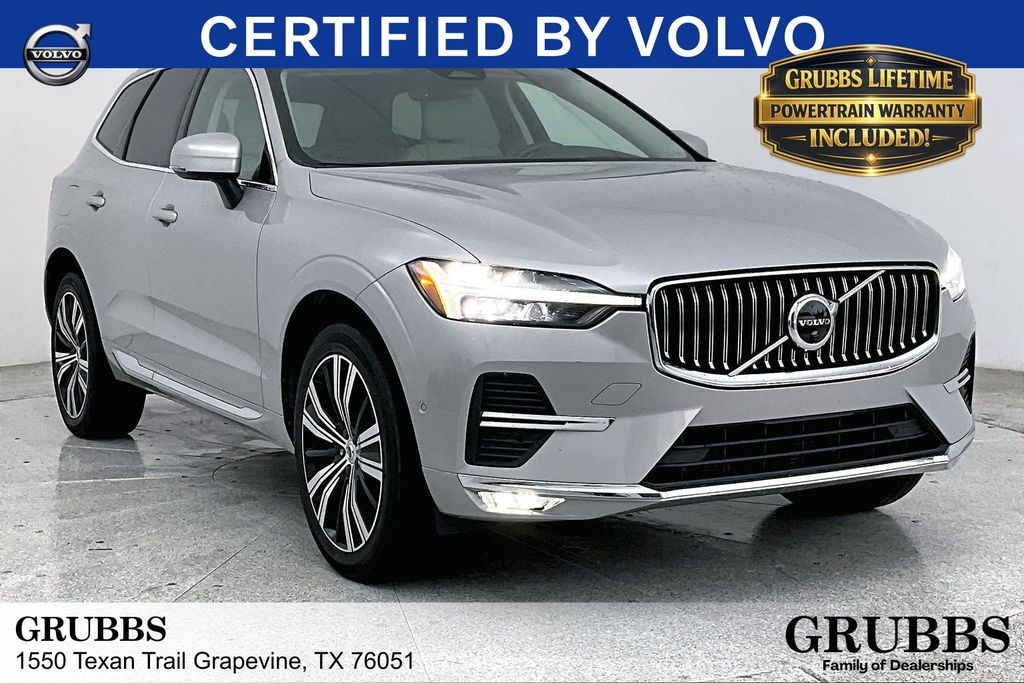 2023 Volvo XC60 B5 Ultimate Bright Theme AWD's photo