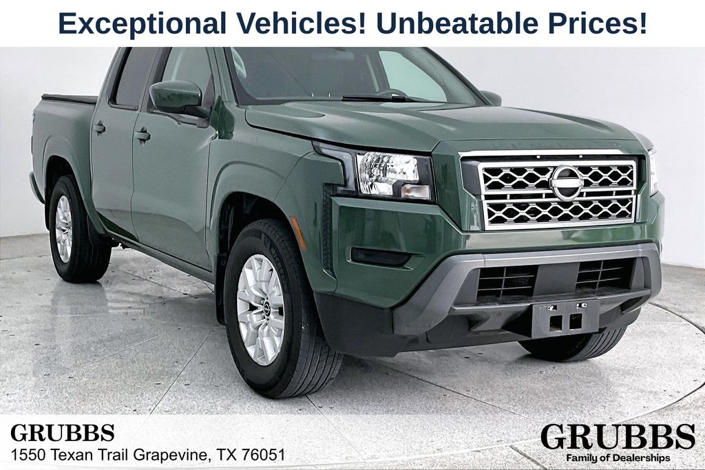 2022 Nissan Frontier SV Crew Cab 4X2 SWB's photo