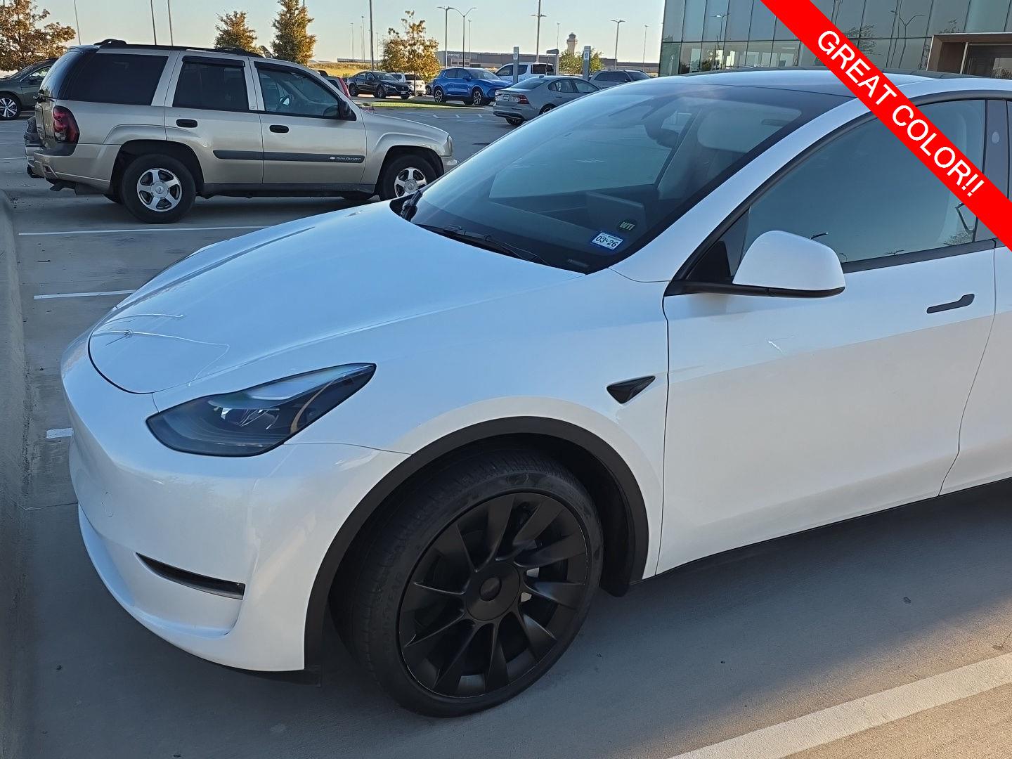 Used 2024 Tesla Model Y Long Range with VIN 7SAYGDEE2RA259999 for sale in Grapevine, TX
