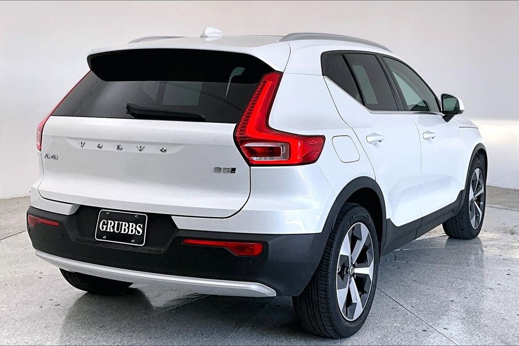Used 2023 Volvo XC40 B5 Plus Bright Theme SUV