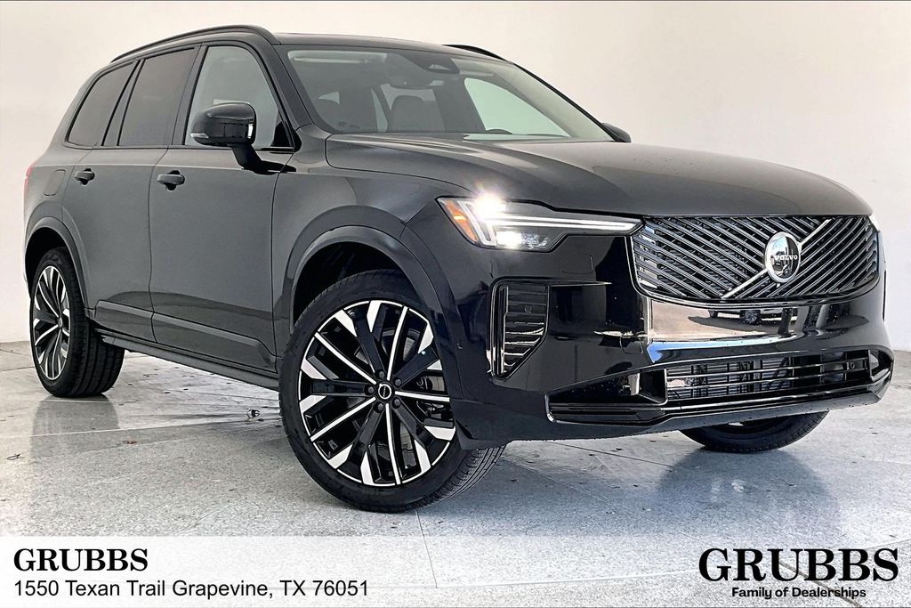 New 2026 Volvo XC90 B6 Ultra Dark Theme 7-Seater