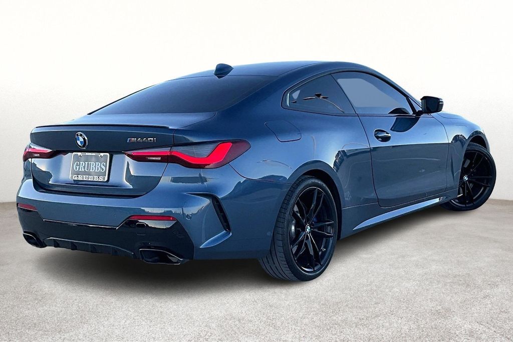 2022 Bmw M440i photo 2