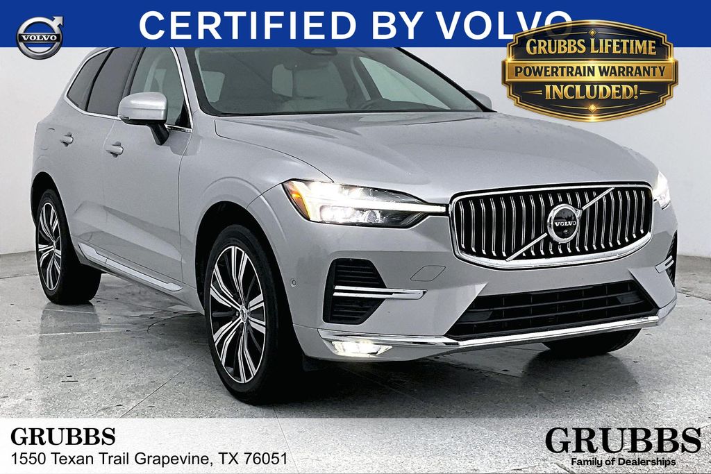 2023 Volvo XC60 B5 Ultimate Bright Theme AWD's photo