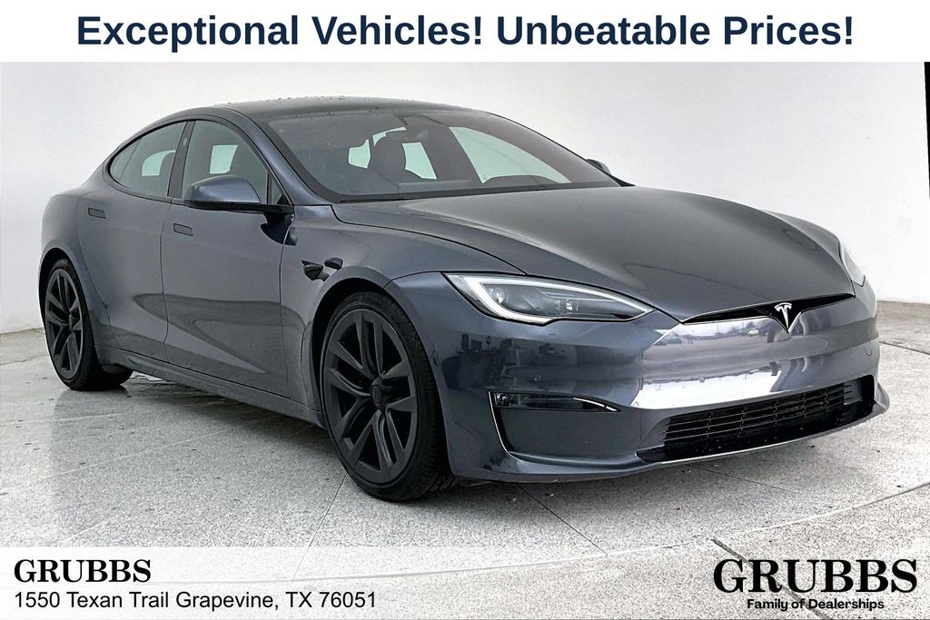 2023 Tesla Model S Standard Range's photo