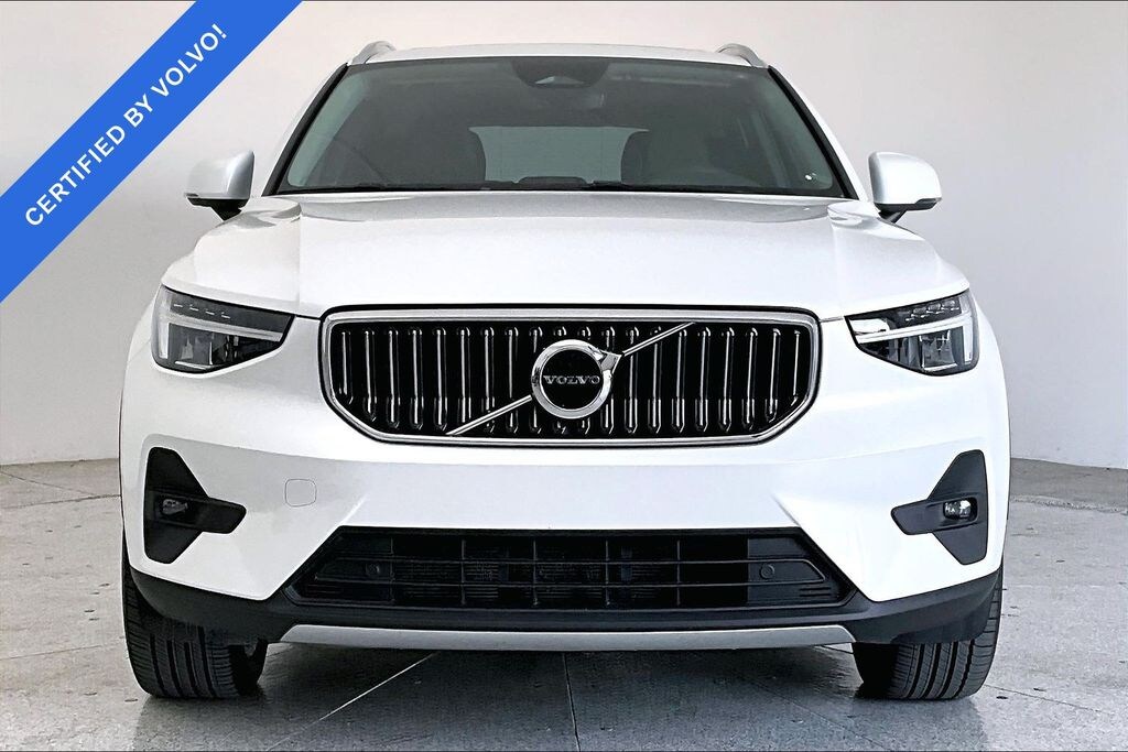 Used 2023 Volvo XC40 B5 Plus Bright Theme SUV