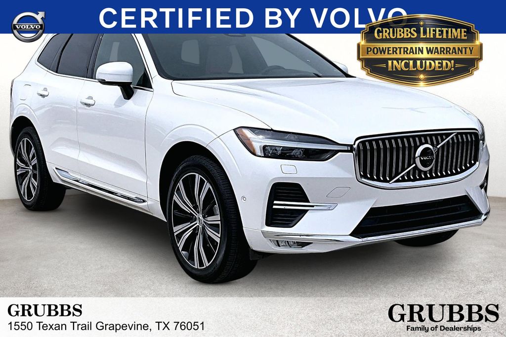 2023 Volvo XC60 B5 Ultimate Bright Theme AWD's photo