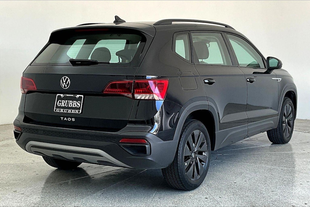 Used 2024 Volkswagen Taos S SUV