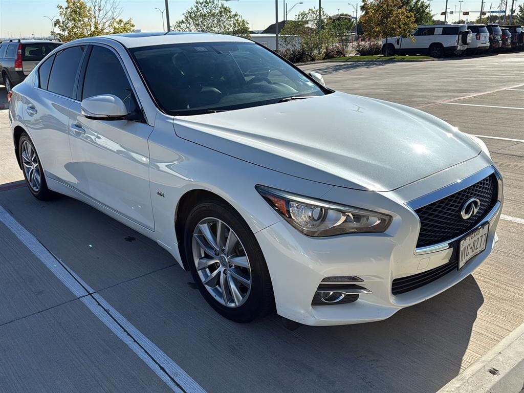 Used 2016 INFINITI Q50 3.0t Premium Sedan