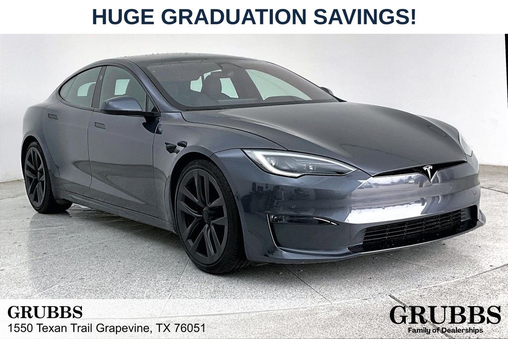 2023 Tesla Model S Standard Range's photo