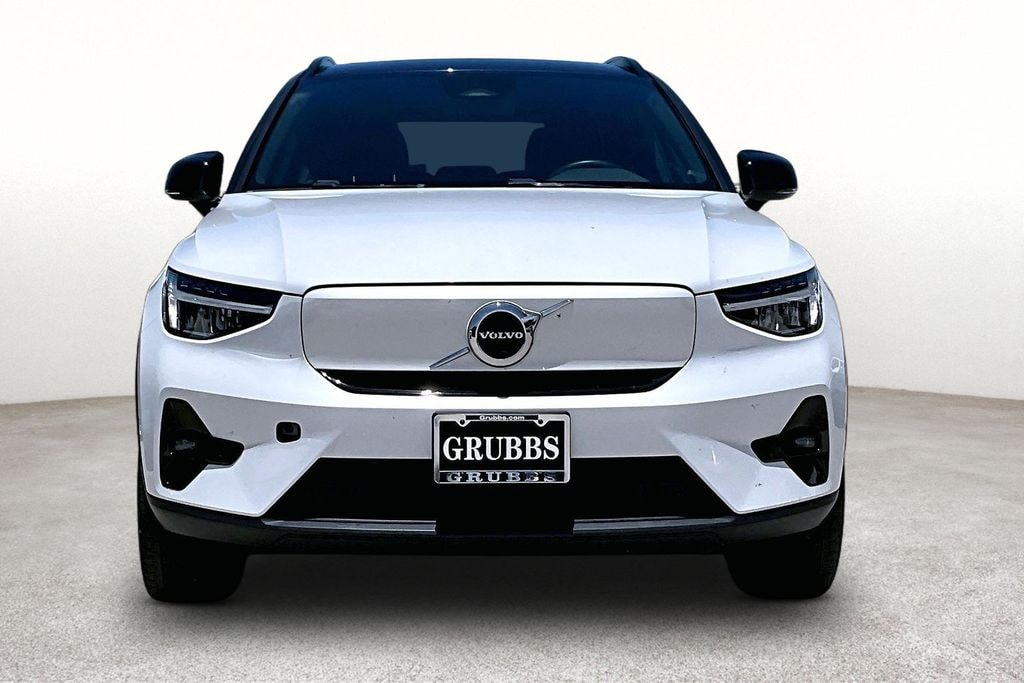 Certified 2023 Volvo XC40 Recharge Pure Electric Twin Plus SUV
