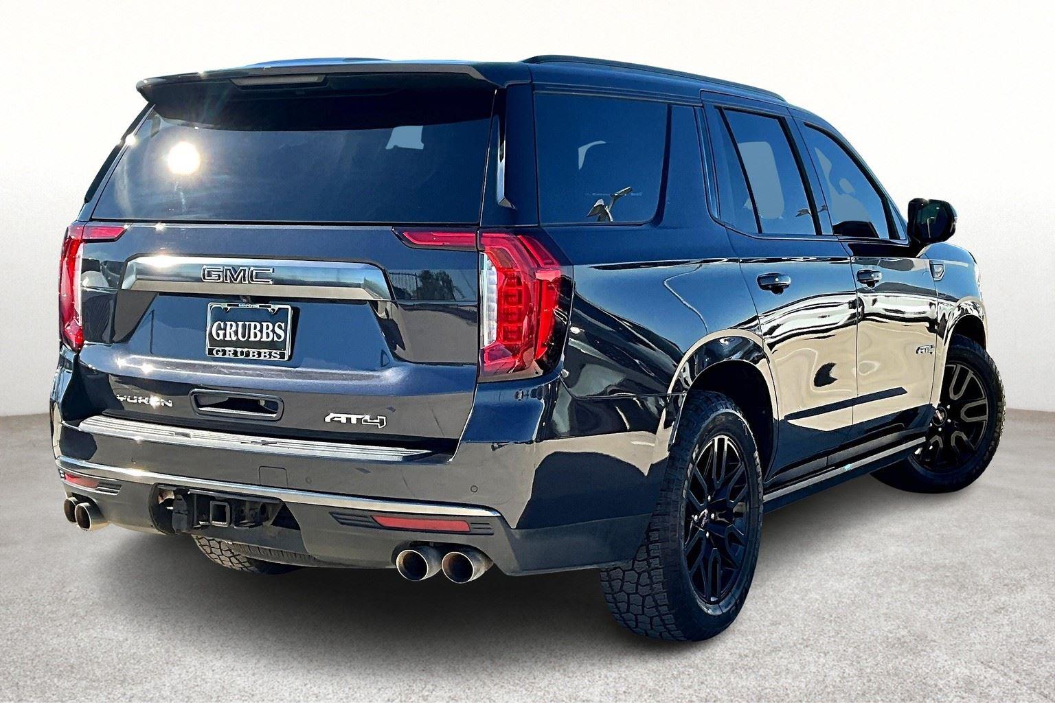 2023 Gmc Yukon AT4 photo 2