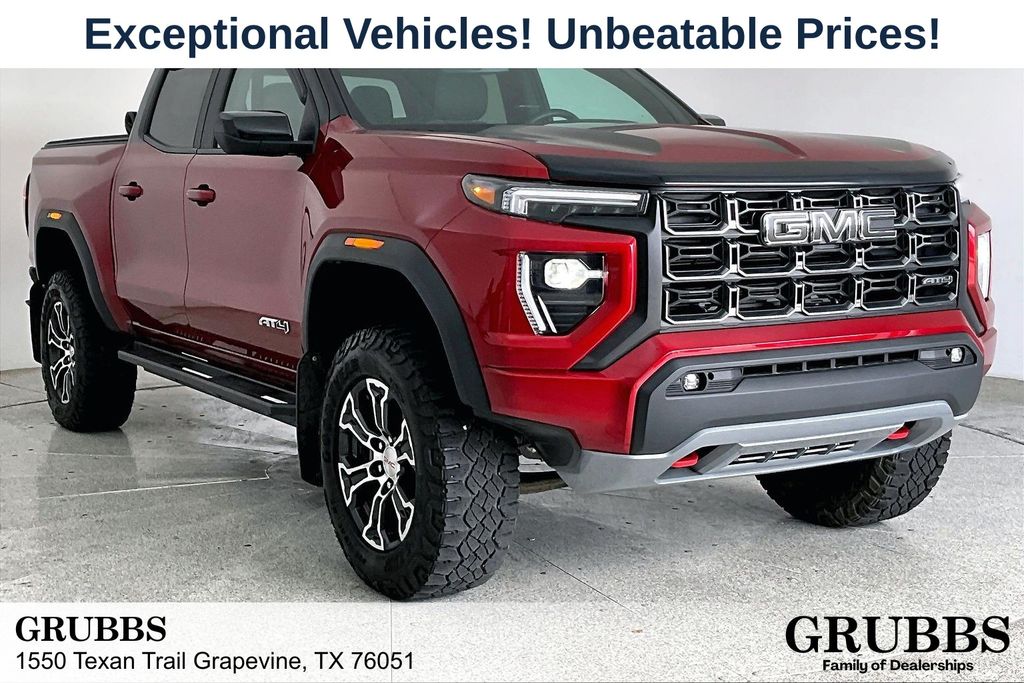 2024 GMC Canyon AT4 4WD Crew Cab Short Box's photo