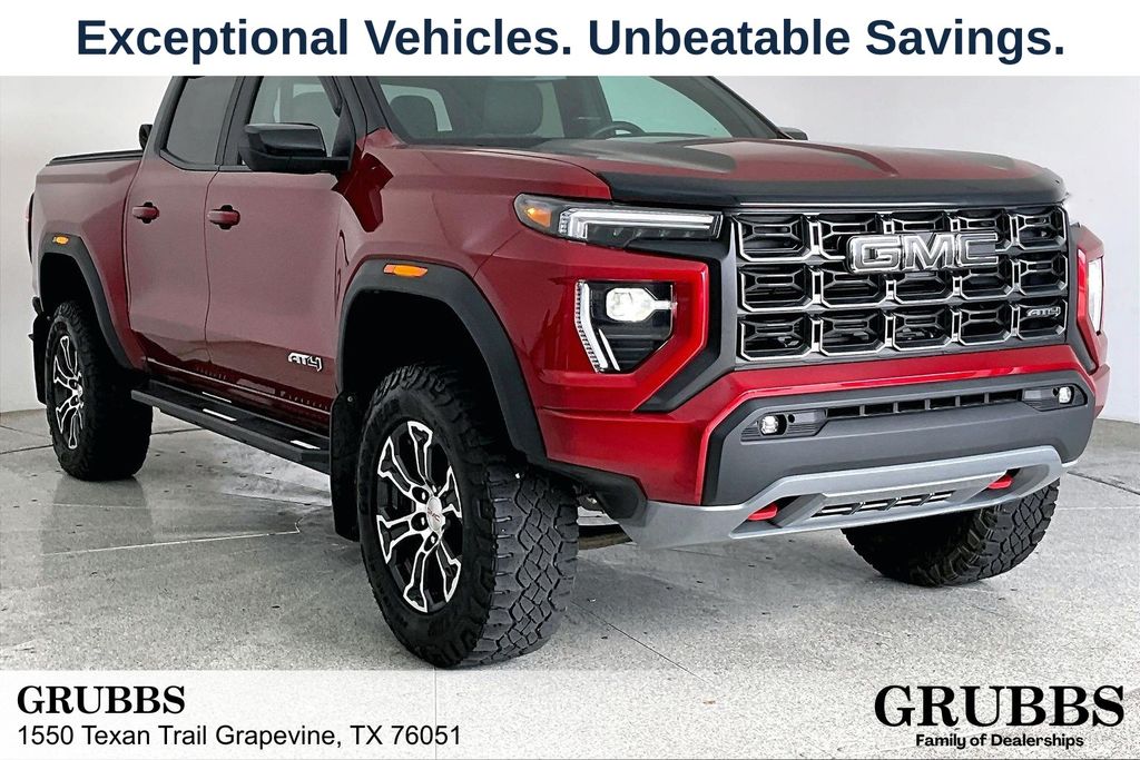 2024 GMC Canyon AT4 4WD Crew Cab Short Box's photo