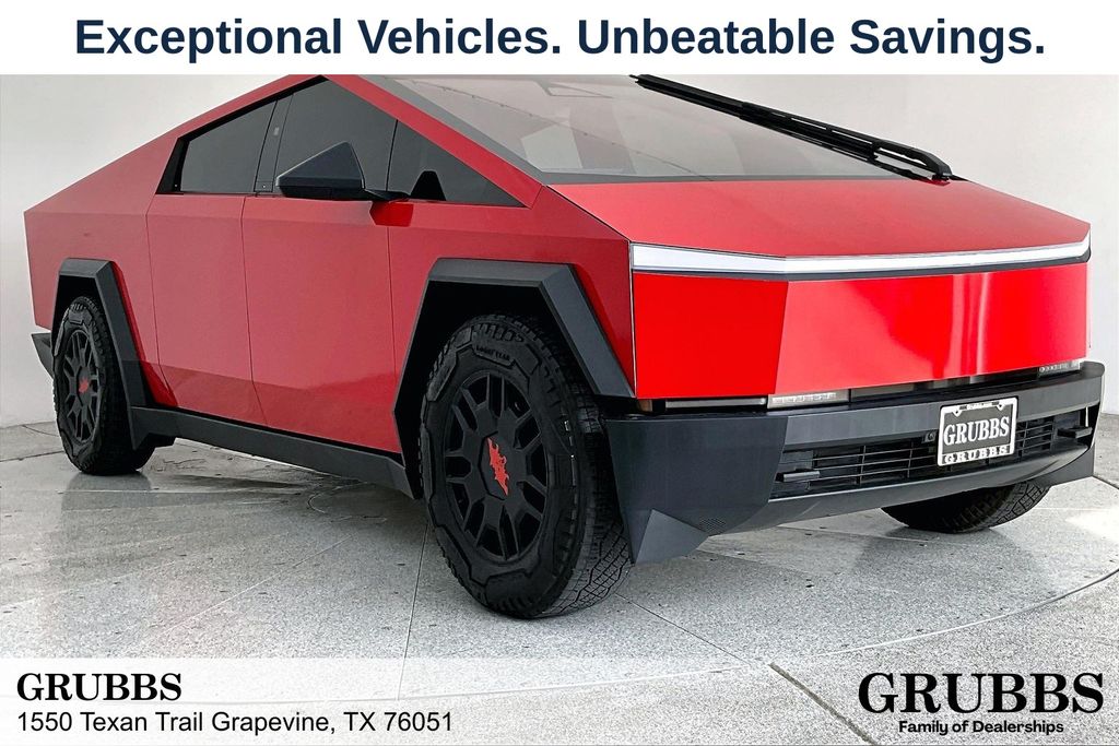 2024 Tesla Cybertruck's photo