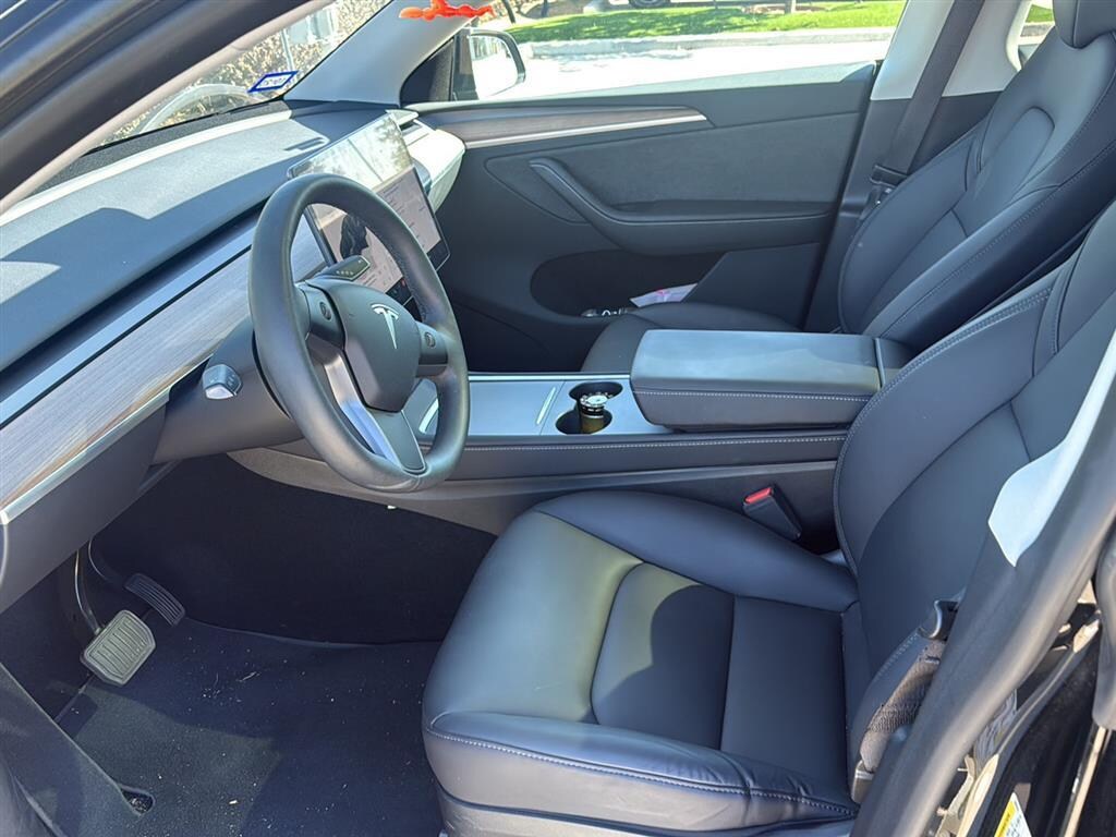 Used 2025 Tesla Model Y Long Range SUV