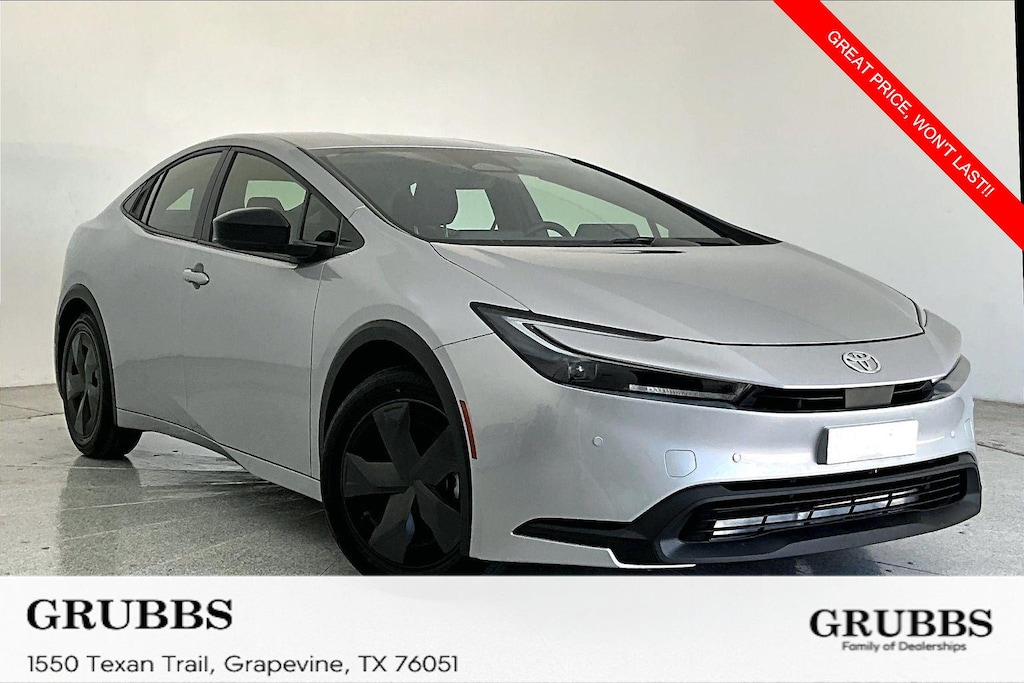 Used 2024 Toyota Prius XLE Hatchback