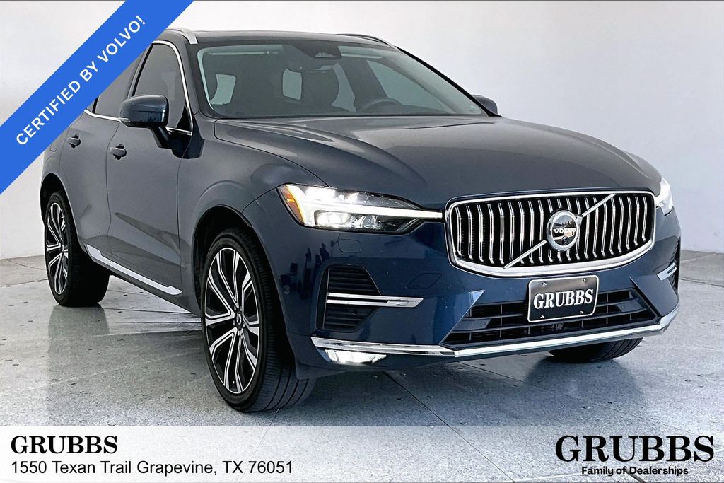 Used 2023 Volvo XC60 B5 Ultimate Bright Theme