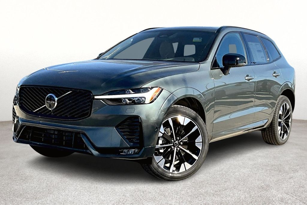 New 2026 Volvo XC60 B5 Plus SUV