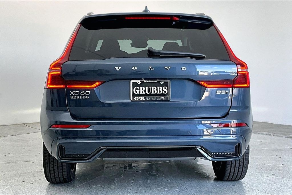 New 2026 Volvo XC60 B5 Plus SUV