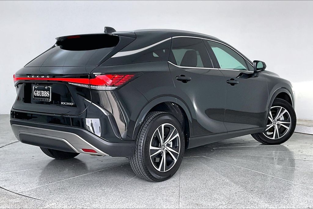2024 Lexus RX 350 Premium photo 2