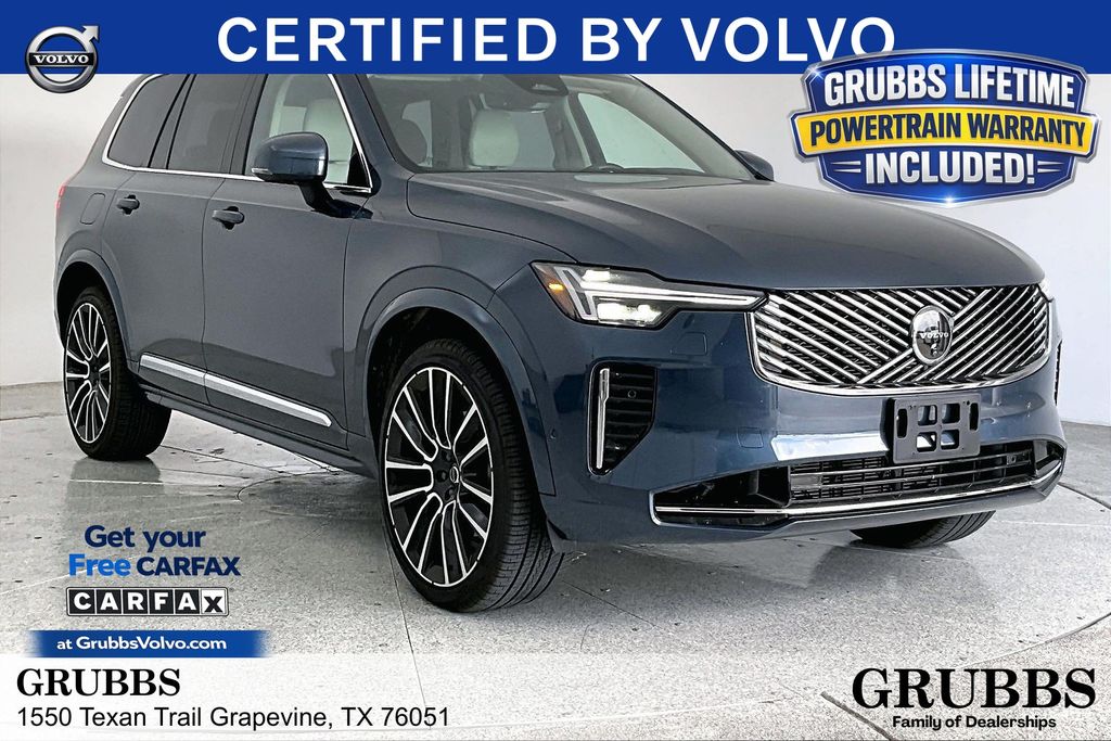 2025 Volvo XC90 B6 Ultra Bright 7-Seater 4WD's photo