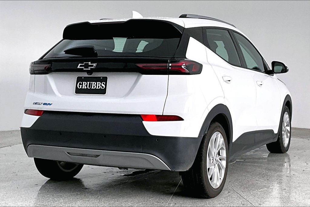 Used 2023 Chevrolet Bolt EUV LT with VIN 1G1FY6S05P4207871 for sale in Grapevine, TX
