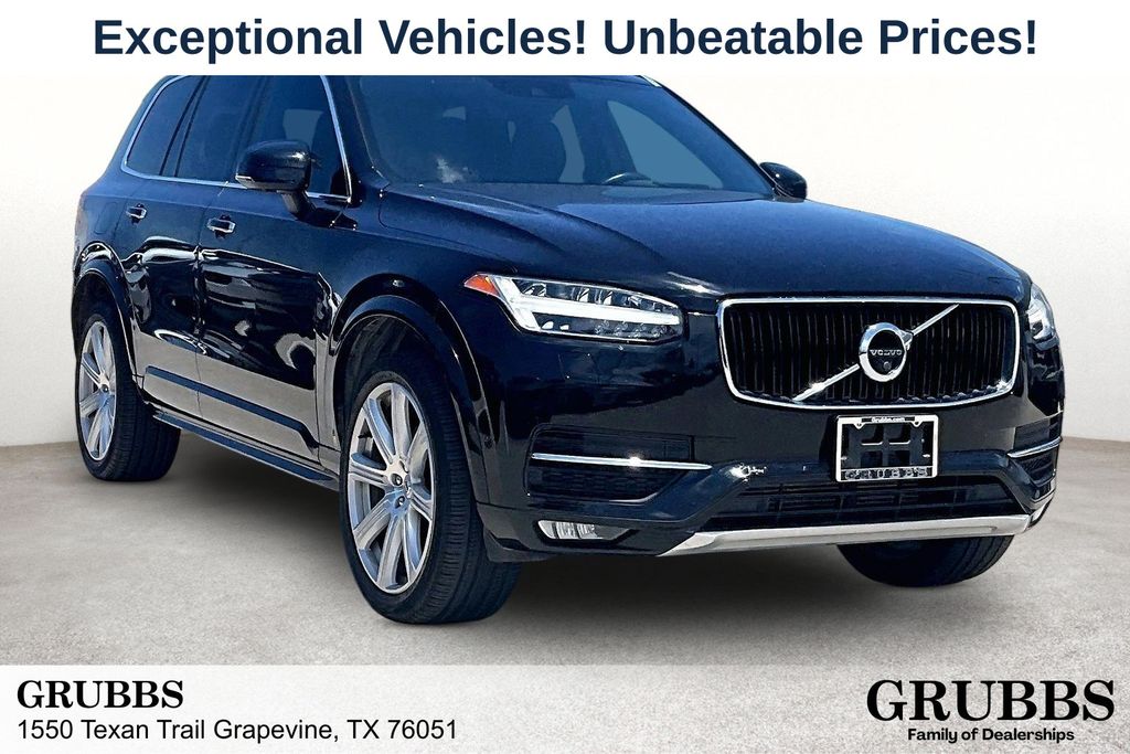 2019 Volvo XC90 T6 Momentum AWD's photo