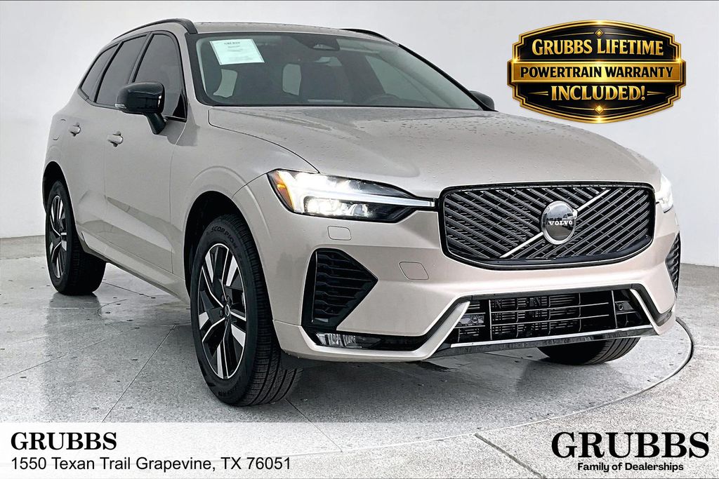2026 Volvo XC60 B5 Core Dark AWD's photo