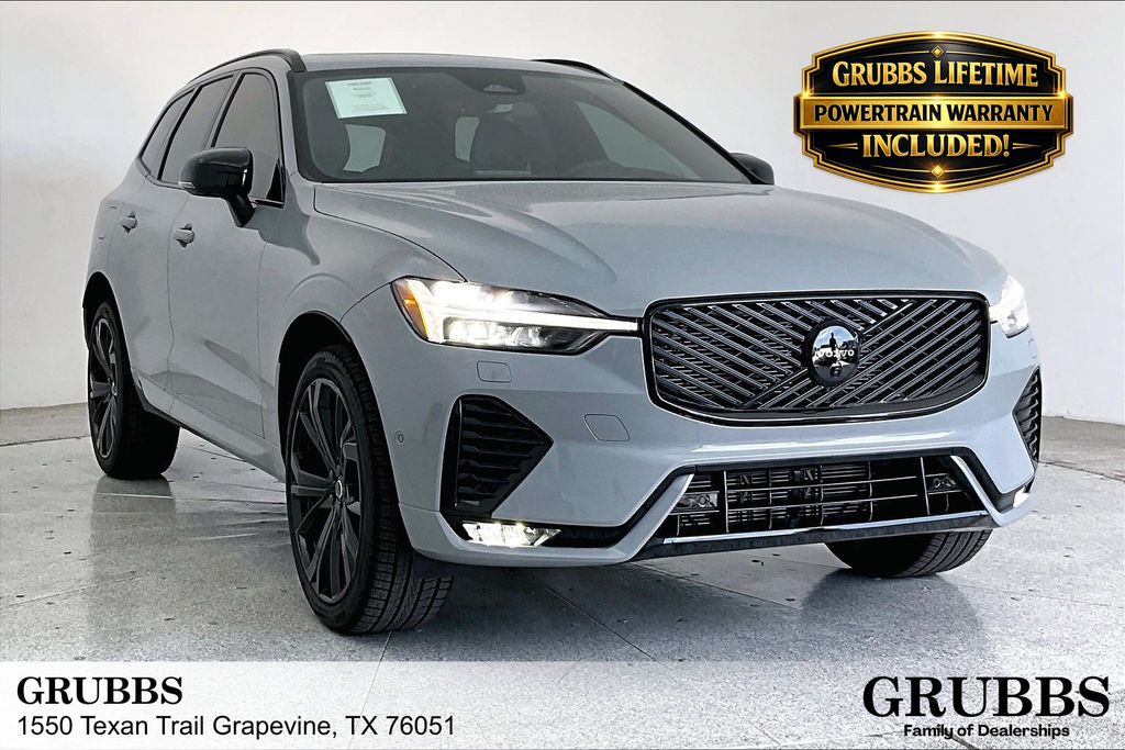2026 Volvo XC60 B5 Ultra Black Edition Theme AWD's photo