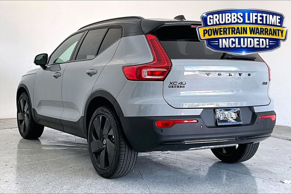 New 2026 Volvo XC40 B5 Ultra Black Edition SUV
