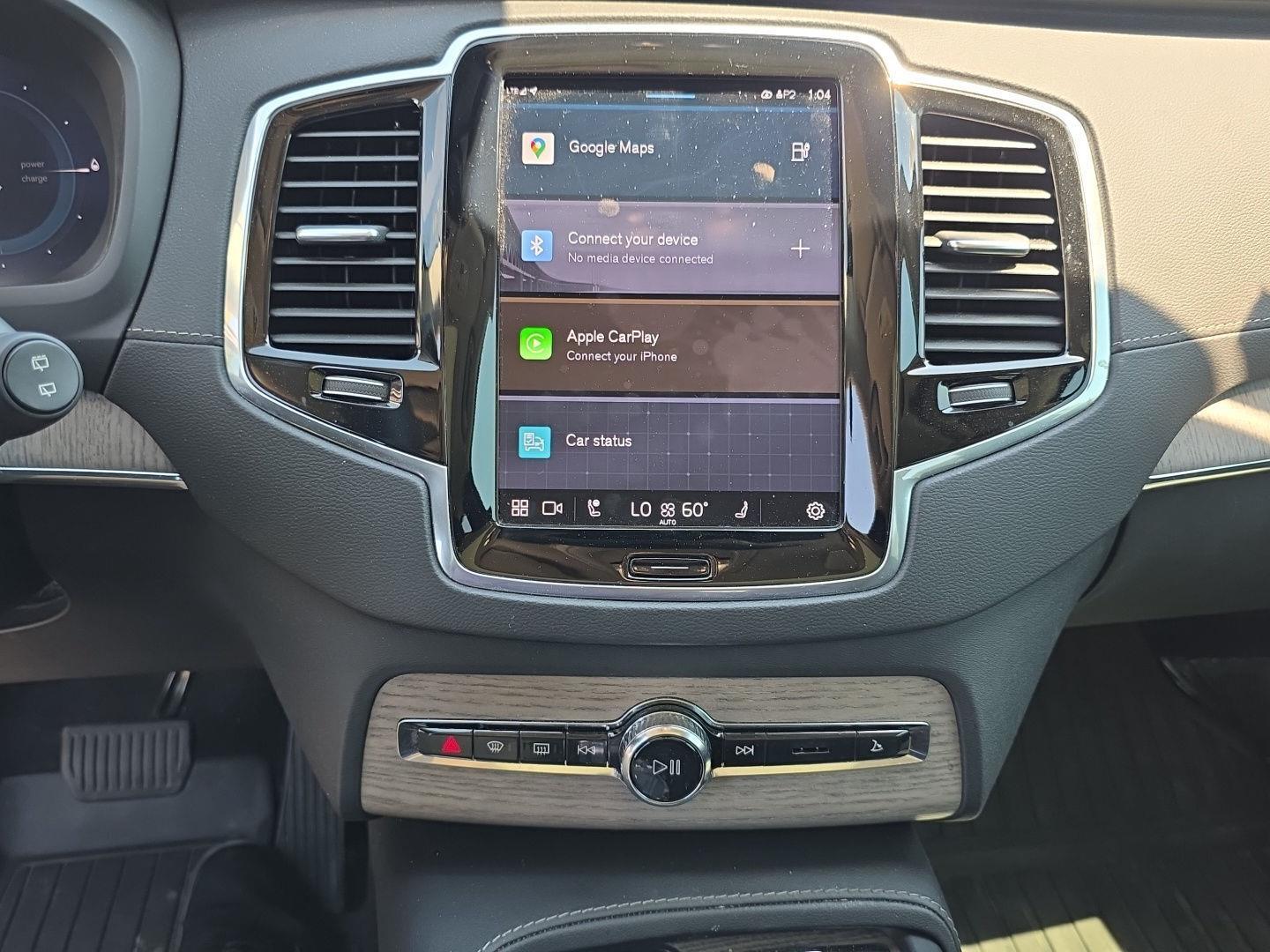 2023 Volvo XC90 Recharge Ultimate photo 3