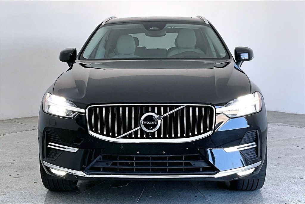Used 2023 Volvo XC60 B5 Ultimate Bright Theme SUV