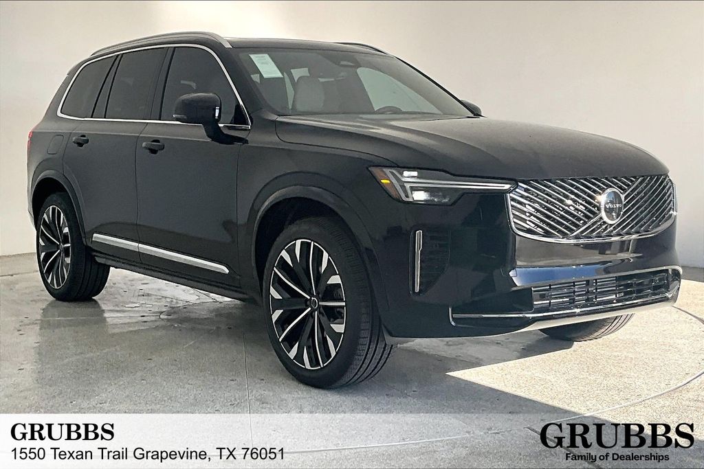 New 2026 Volvo XC90 plug-in hybrid T8 Plus 7-Seater