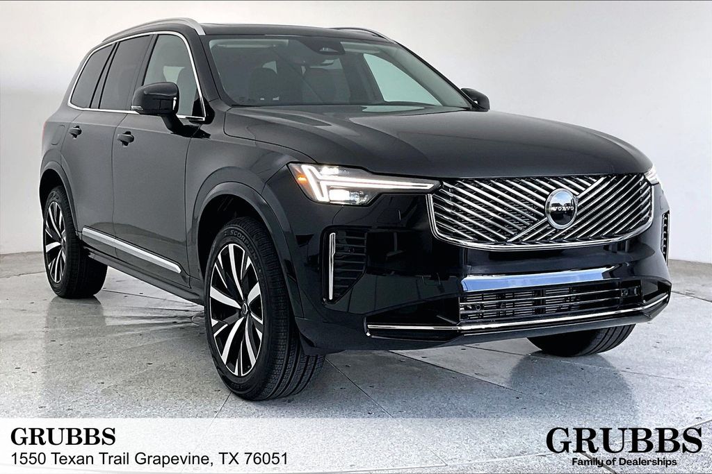 New 2026 Volvo XC90 B5 Core
