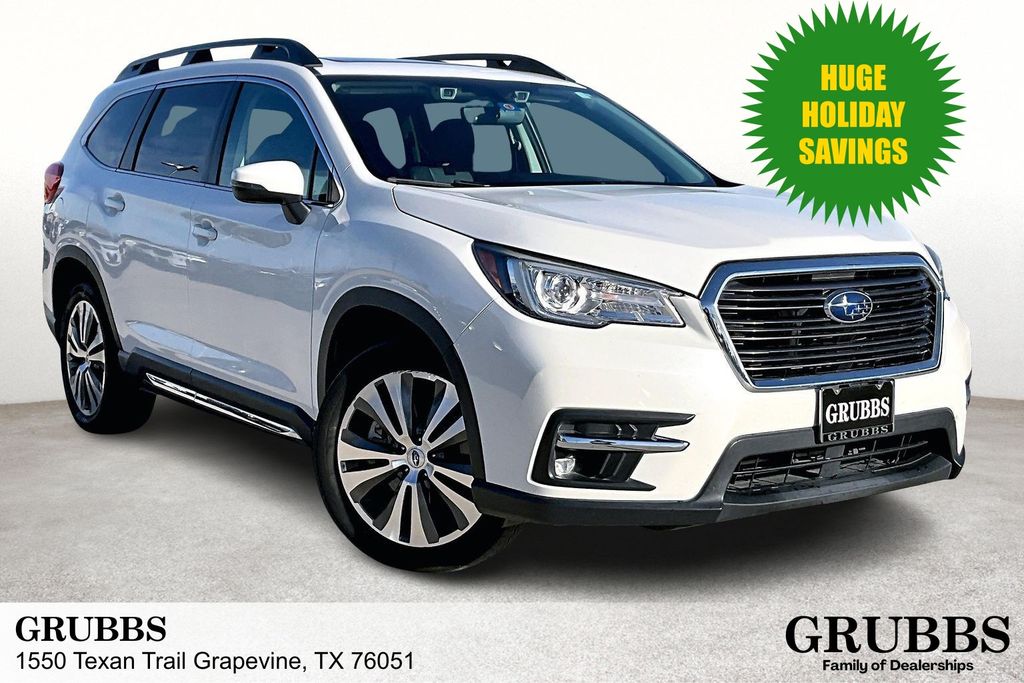 2019 Subaru Ascent Limited's photo