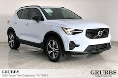 2026 Volvo XC40 B5 Core AWD SUV