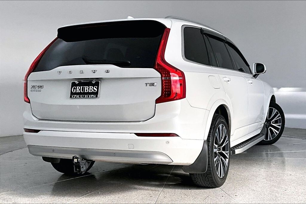 Used 2022 Volvo XC90 T5 Momentum SUV
